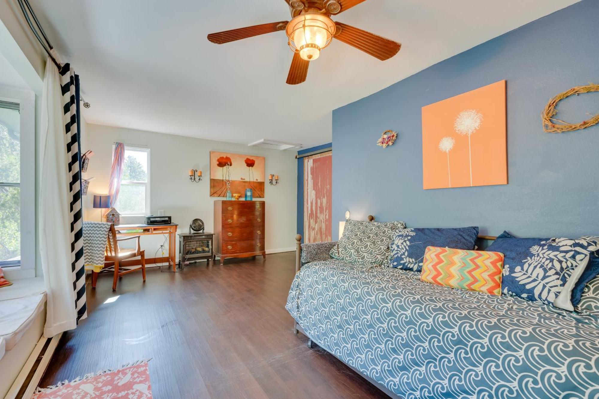 Stunning Golden Home With Deck About 35 Mi To Denver! Exteriör bild