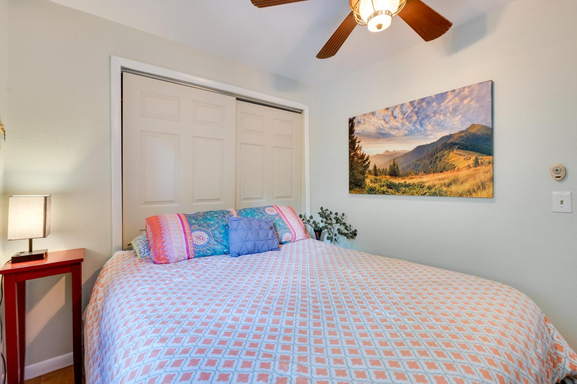 Stunning Golden Home With Deck About 35 Mi To Denver! Exteriör bild